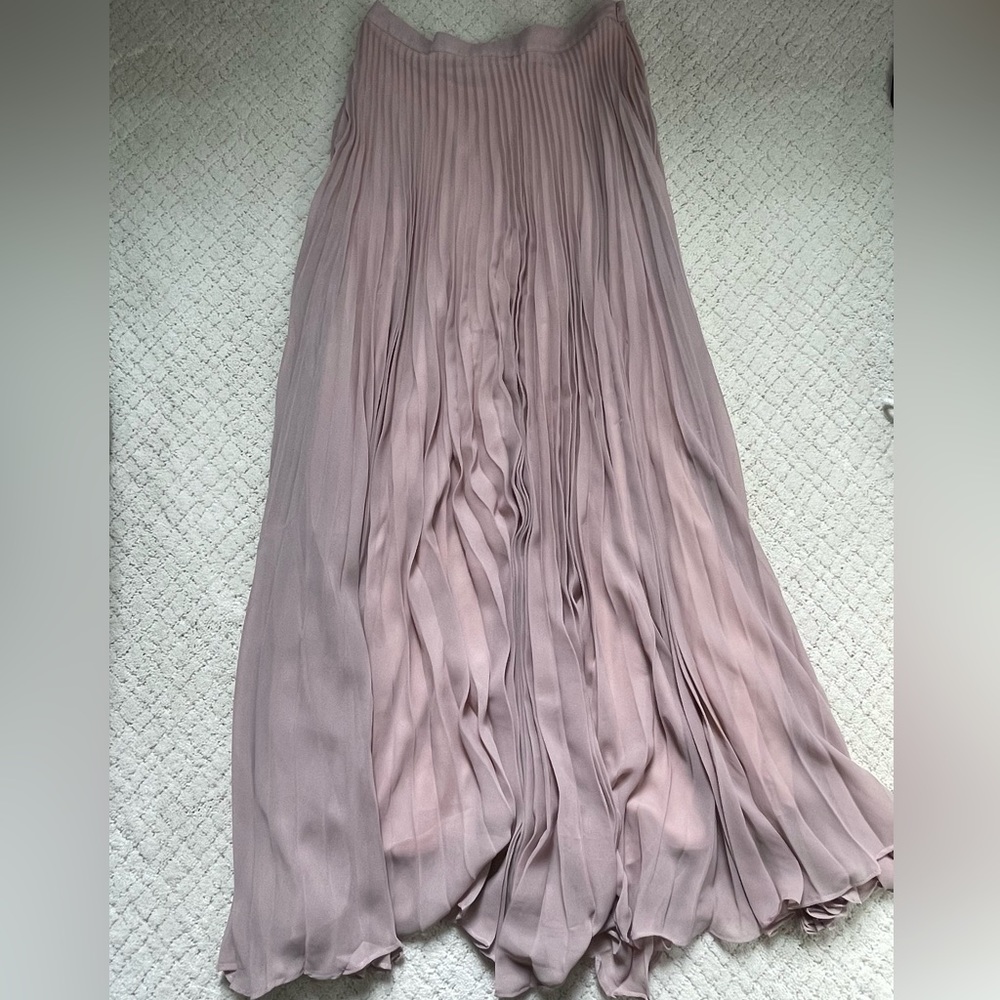 Pleated maxi skirt